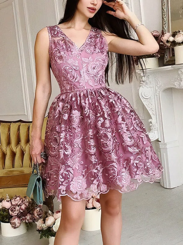 A-line V-neck Lace Short/Mini Lace Short Prom Dresses #Favs020020109065