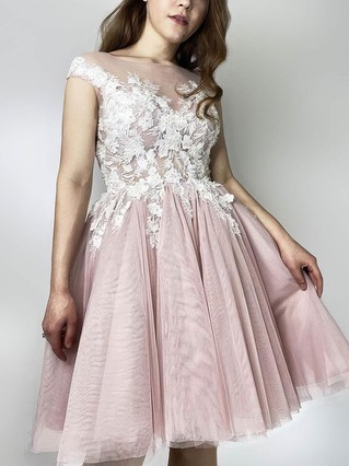 A-line Scoop Neck Tulle Short/Mini Appliques Lace Short Prom Dresses #Favs020107252 A-line Scoop Neck Tulle Short/Mini Appliques Lace Short Prom Dresses #Favs020107252