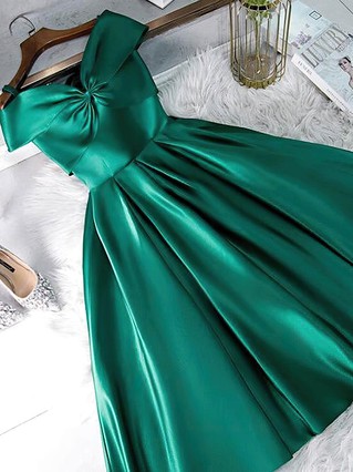 A-line Off-the-shoulder Satin Knee-length Short Prom Dresses #Favs020107494 A-line Off-the-shoulder Satin Knee-length Short Prom Dresses #Favs020107494