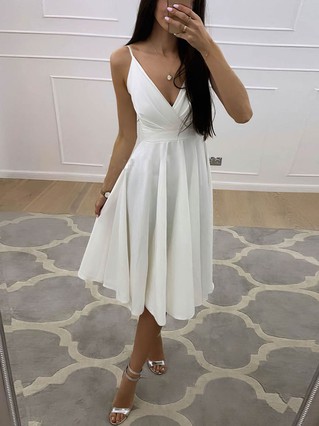A-line V-neck Chiffon Knee-length Ruffles Short Prom Dresses #Favs020107779 A-line V-neck Chiffon Knee-length Ruffles Short Prom Dresses #Favs020107779