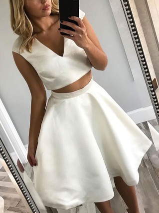 A-line V-neck Satin Short/Mini Homecoming Dresses #Favs020109164 A-line V-neck Satin Short/Mini Homecoming Dresses #Favs020109164