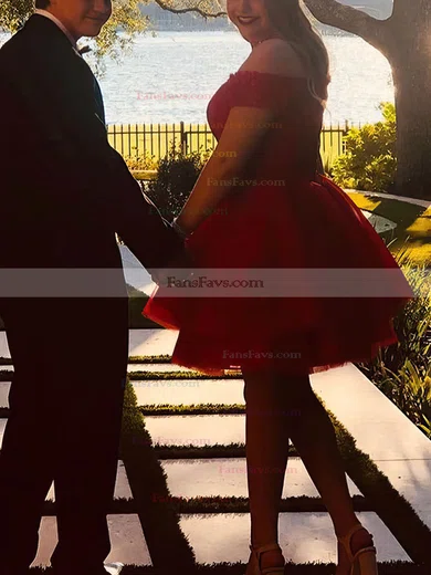 A-line Off-the-shoulder Lace Tulle Knee-length Homecoming Dresses With Appliques Lace #Favs020109426