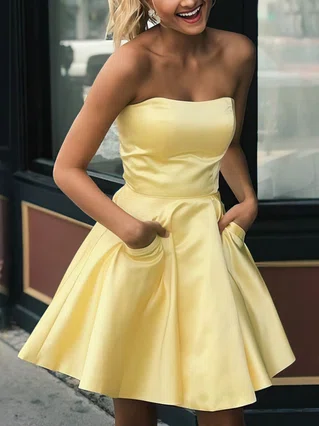 A-line Strapless Satin Short/Mini Homecoming Dresses With Pockets #Favs020109186 A-line Strapless Satin Short/Mini Homecoming Dresses With Pockets #Favs020109186