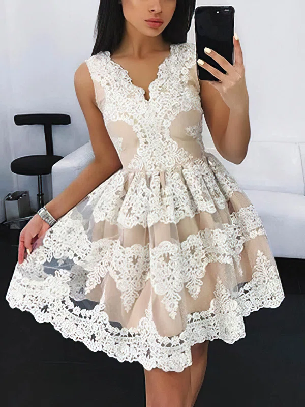 A-line V-neck Tulle Short/Mini Homecoming Dresses With Appliques Lace #Favs020109009