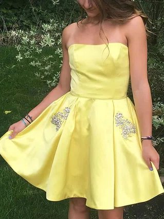 A-line Strapless Satin Short/Mini Homecoming Dresses With Beading #Favs020109292 A-line Strapless Satin Short/Mini Homecoming Dresses With Beading #Favs020109292
