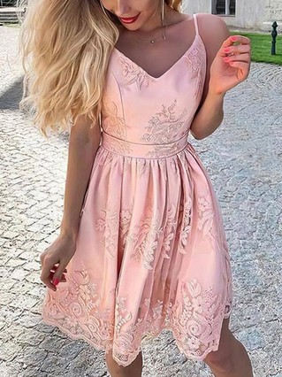 A-line V-neck Lace Tulle Short/Mini Homecoming Dresses With Appliques Lace #Favs020110546 A-line V-neck Lace Tulle Short/Mini Homecoming Dresses With Appliques Lace #Favs020110546