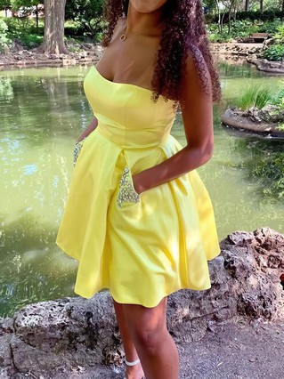 A-line Strapless Satin Short/Mini Homecoming Dresses With Pockets #Favs020110342 A-line Strapless Satin Short/Mini Homecoming Dresses With Pockets #Favs020110342