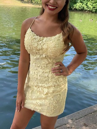 Sheath/Column Scoop Neck Lace Tulle Short/Mini Homecoming Dresses With Appliques Lace #Favs020110348