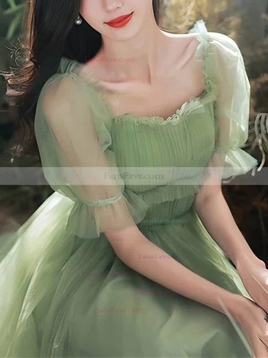 A-line Square Neckline Tulle Knee-length Homecoming Dresses #Favs020109935