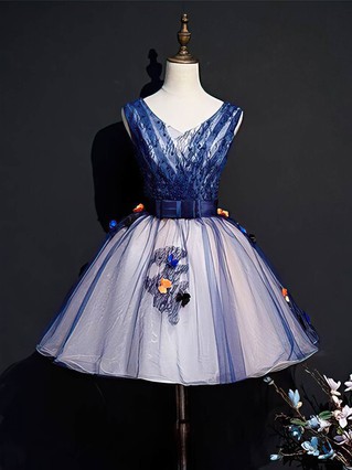 A-line V-neck Organza Short/Mini Homecoming Dresses With Lace #Favs020110072 A-line V-neck Organza Short/Mini Homecoming Dresses With Lace #Favs020110072