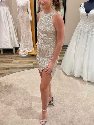 Sheath/Column Scoop Neck Sequined Short/Mini Homecoming Dresses With Split Front #Favs020110646