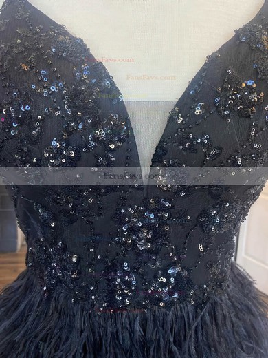 Sheath/Column V-neck Feather Short/Mini Homecoming Dresses With Sequins #Favs020110783