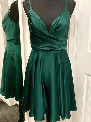 A-line V-neck Silk-like Satin Short/Mini Homecoming Dresses With Ruffles #Favs020110923 A-line V-neck Silk-like Satin Short/Mini Homecoming Dresses With Ruffles #Favs020110923