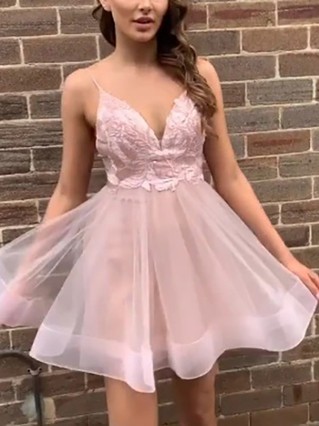 A-line V-neck Organza Short/Mini Homecoming Dresses With Appliques Lace #Favs020111633